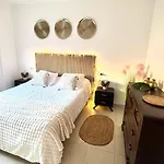 Apartman Paradise Oasis Palm Mar By Deihu Experiences *